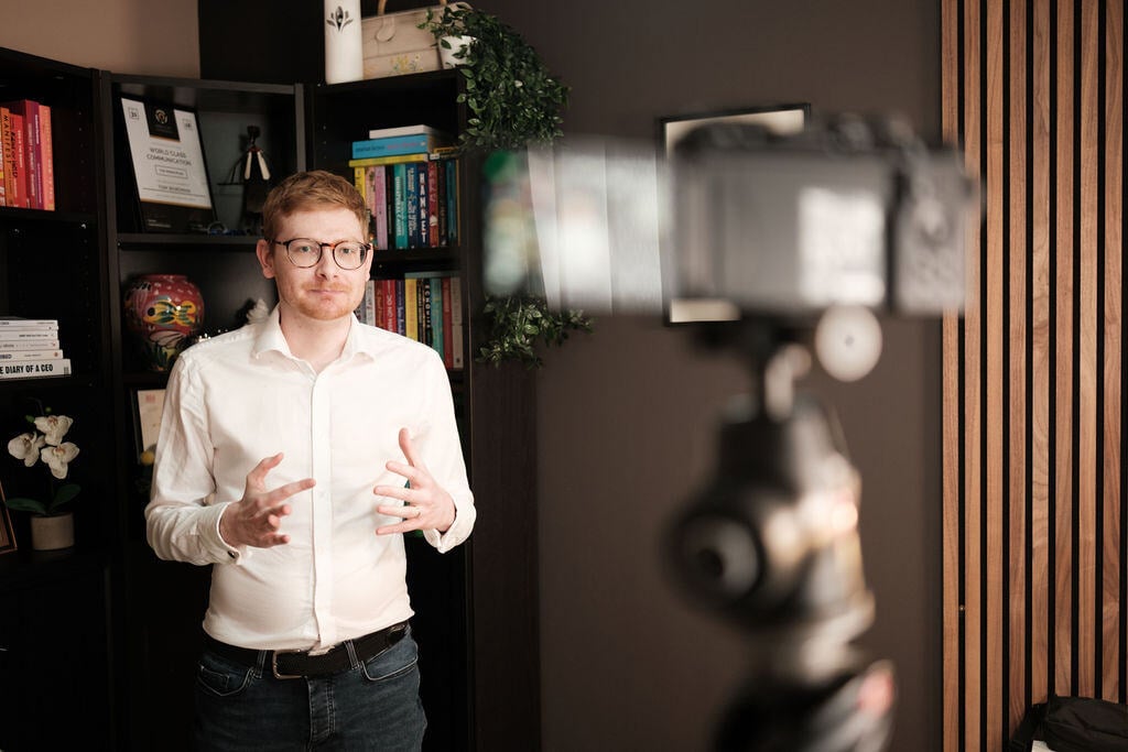 Tom Wardman, recording his talk on TIMELESS Marketing